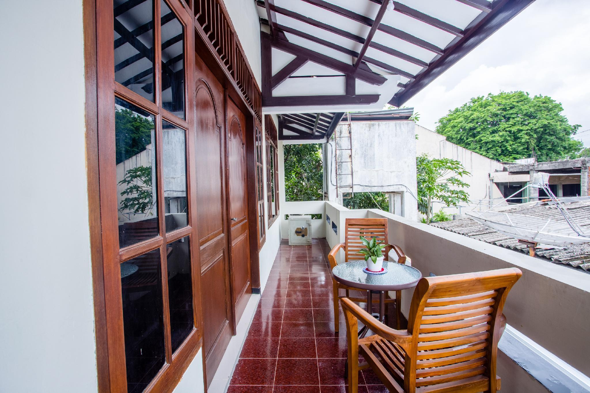 Safara Guesthouse Syariah Semarang Extérieur photo