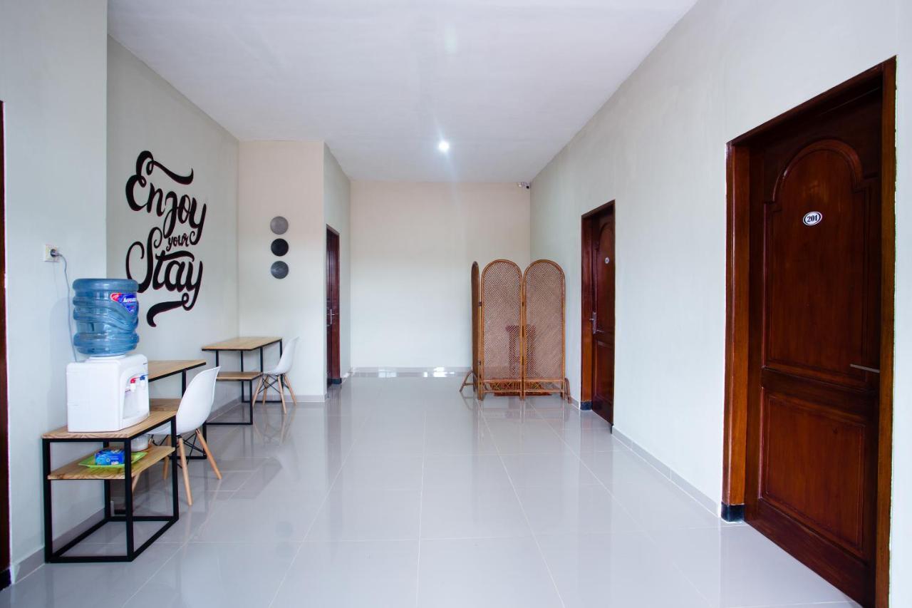 Safara Guesthouse Syariah Semarang Extérieur photo