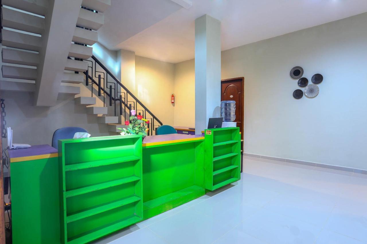 Safara Guesthouse Syariah Semarang Extérieur photo