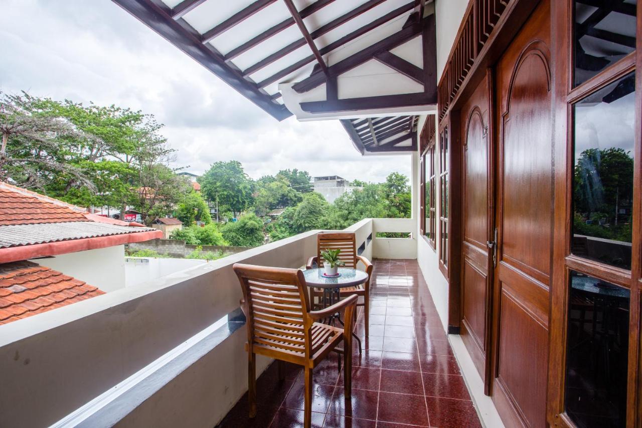 Safara Guesthouse Syariah Semarang Extérieur photo