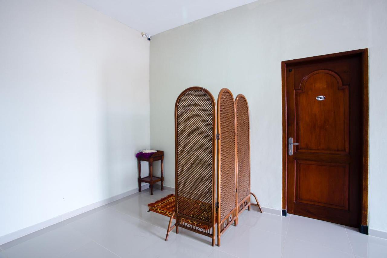 Safara Guesthouse Syariah Semarang Extérieur photo